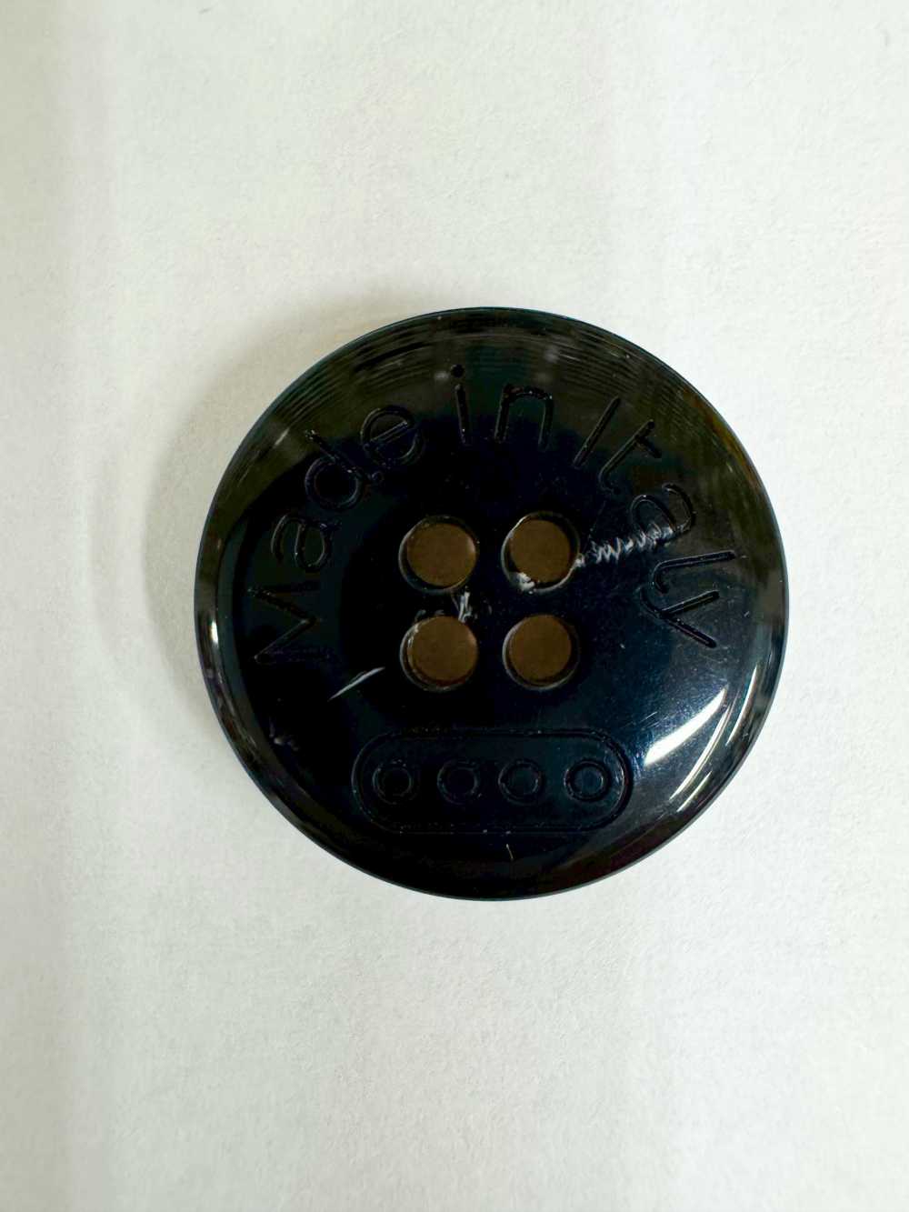 20mmのMade in Italy刻印ボタン