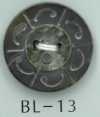 BL-13 4穴和風模様貝ボタン