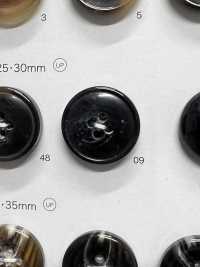 8006 ポリエステル樹脂製 フチあり 4つ穴ボタン 大阪プラスチック工業(DAIYA BUTTON) サブ画像