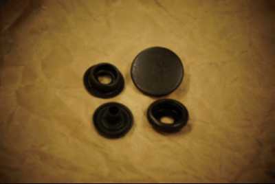 7050 WALDES® #7050 錆び 15/18mm ドットボタン