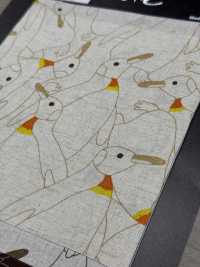 KTS7116 絹麻シーチング 密集ペンギン プリント[生地] コットンこばやし サブ画像