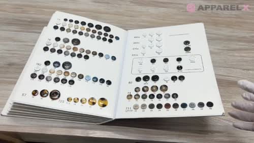 V(832) ユリア樹脂 2つ穴 縁なしボタン ジラフボタン (綾ボタン工業