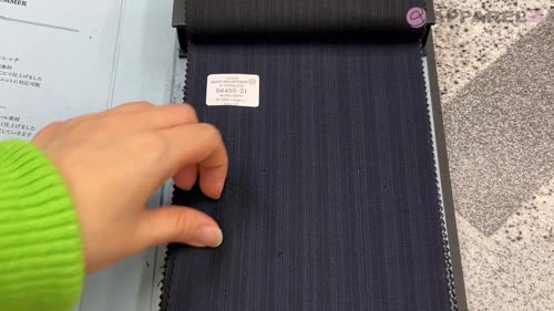 YuuFukuhara様【専用】TATRASBLEGGIO異素材ダウ【ネイビー】 TATRAS ネイビー ダウンジャケット フード付き